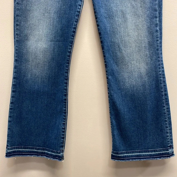 True Religion Becca Mid Rise Bootcut Crop Denim Jeans   Raw Hem 29 - Picture 3 of 16